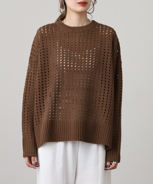 OMNES（オムネス）の「アクリルウール針抜き編み シアー ビッグシルエット ニットプルオーバー（ニット/セーター・レディース・モカ/アイボリー・FREE）」の12枚目の写真