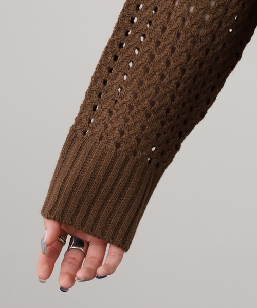 OMNES（オムネス）の「アクリルウール針抜き編み シアー ビッグシルエット ニットプルオーバー（ニット/セーター・レディース・モカ/アイボリー・FREE）」の18枚目の写真