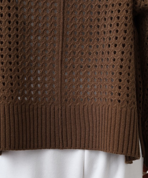 OMNES（オムネス）の「アクリルウール針抜き編み シアー ビッグシルエット ニットプルオーバー（ニット/セーター・レディース・モカ/アイボリー・FREE）」の16枚目の写真