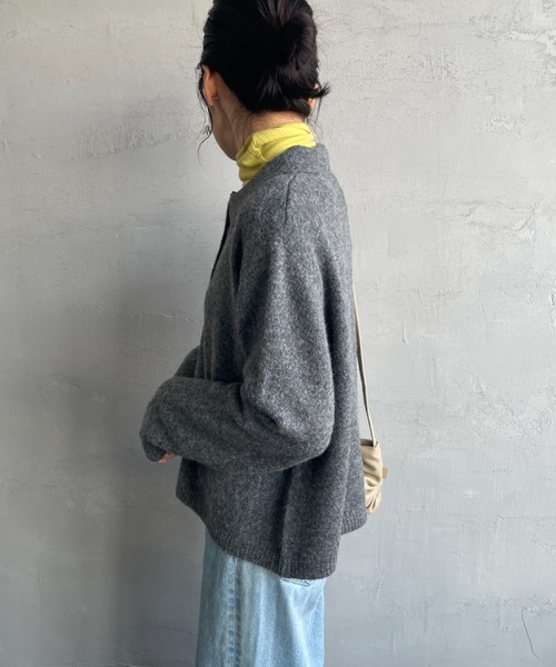 mizuiroind（ミズイロインド）の「[mizuiro ind/ミズイロインド] ショート丈 襟付きニットカーディガン（カーディガン/ボレロ・レディース・ブラック/ダークグレー・F）」の17枚目の写真