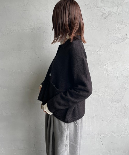 mizuiroind（ミズイロインド）の「[mizuiro ind/ミズイロインド] ショート丈 襟付きニットカーディガン（カーディガン/ボレロ・レディース・ブラック/ダークグレー・F）」の8枚目の写真