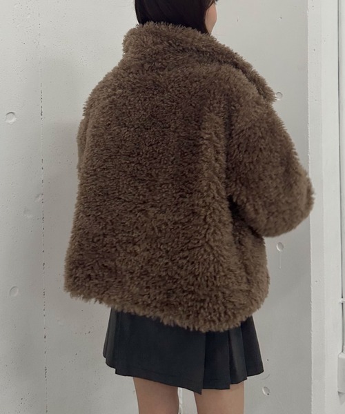 archives(アルシーヴ)の「【WEB限定・着映えNO.1】プードルファーショートコート(ブルゾン・レディース・モカ/ブラック/アイボリー・MEDIUM)」の18枚目の写真