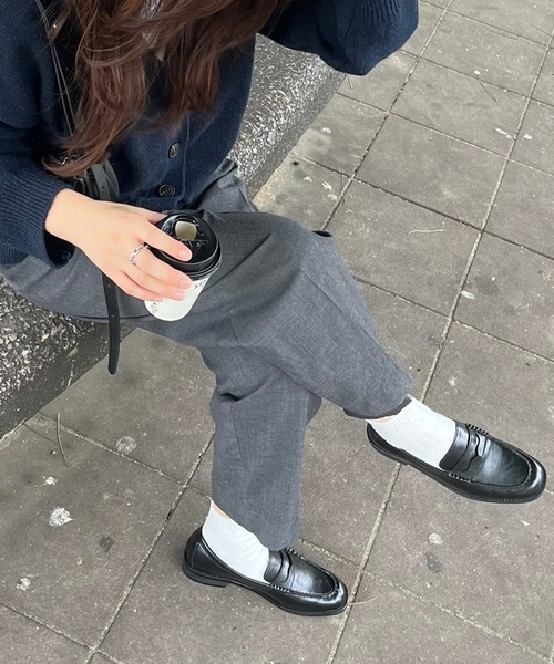 Flugge(フラッジー)の「コインローファー(その他シューズ・レディース・ブラック/ブラウン・24/23)」の2枚目の写真