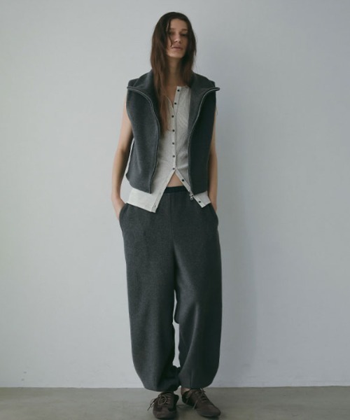 コンパクトフリースベスト（ベスト）｜ETRE TOKYO（エトレトウキョウ