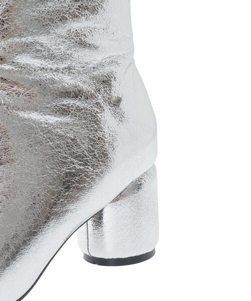 GARAGE OF GOOD CLOTHING(ガレージオブグッドクロージング)の「オブリークトゥヒールブーツ(ブーツ・レディース・シルバー/ブラック・L/M)」の16枚目の写真