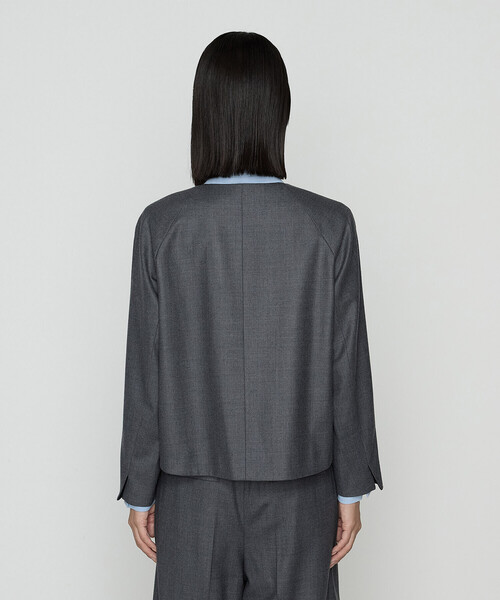 K.T KIYOKO TAKASE(キヨコタカセ)の「【セットアップ対応】ストレッチフラノノーカラージャケット(セットアップ・レディース・トップグレー/ブラック/ベージュ系その他・9号/7号)」の16枚目の写真