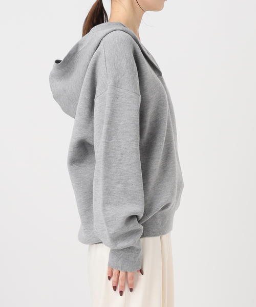 Noble（ノーブル）の「《追加》接結タック編みフードプルオーバー（ニット/セーター・レディース・ブラウン/グレー系その他/ブラック・FREE）」の12枚目の写真