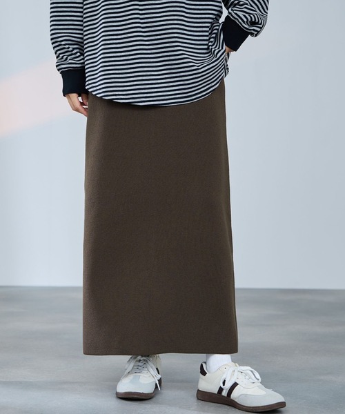 Mac-House(マックハウス)の「milli de l'air コンフィーズミラノリブナロースカート(スカート・レディース・ブラック/ダークグレー/ブラウン・L/M)」の3枚目の写真