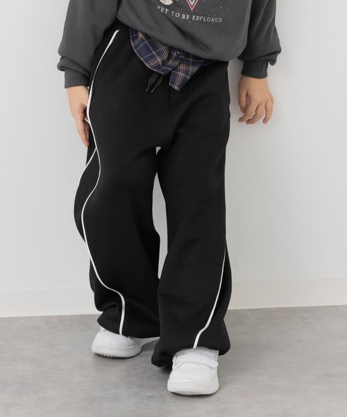 JAM & LINK（ジャムアンドリンク）の「ドライスウェット パイピング ワイドパンツ（スウェットパンツ・キッズ・ブラック/オートミール/ブラウン・100cm/110cm/120cm/130cm/140cm/150cm/160cm）」の2枚目の写真