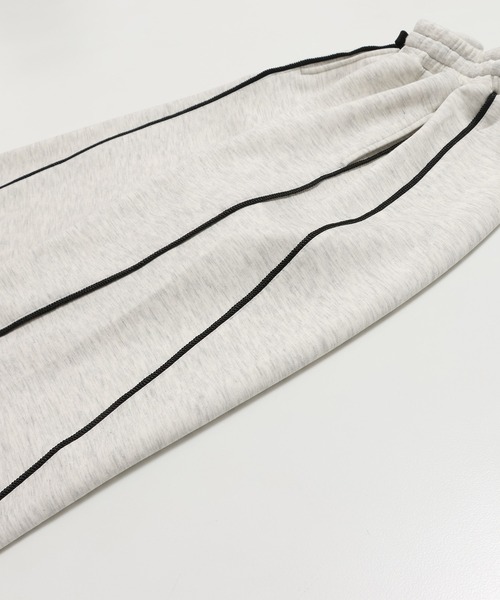 JAM & LINK（ジャムアンドリンク）の「ドライスウェット パイピング ワイドパンツ（スウェットパンツ・キッズ・ブラック/オートミール/ブラウン・100cm/110cm/120cm/130cm/140cm/150cm/160cm）」の21枚目の写真