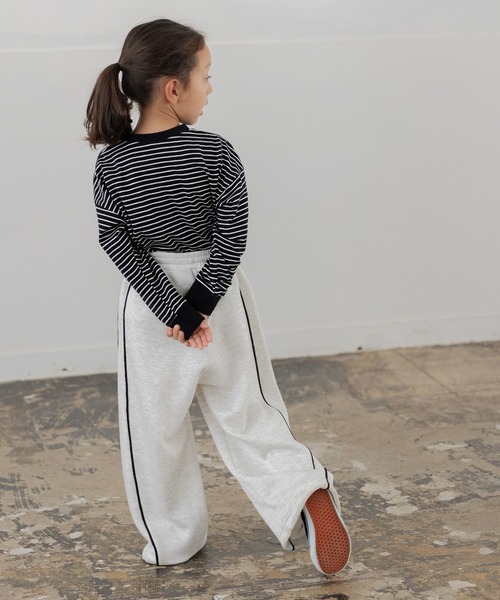 JAM & LINK（ジャムアンドリンク）の「ドライスウェット パイピング ワイドパンツ（スウェットパンツ・キッズ・ブラック/オートミール/ブラウン・100cm/110cm/120cm/130cm/140cm/150cm/160cm）」の14枚目の写真