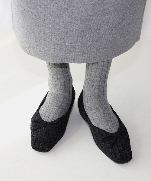 Fin（フィン）の「スクエアトゥツイードバレエシューズ【低反発スポンジ入り】（バレエシューズ・レディース・レッド/ブラック/ベージュ・22.5cm/24.5cm/24cm/23.5cm/23cm）」の19枚目の写真