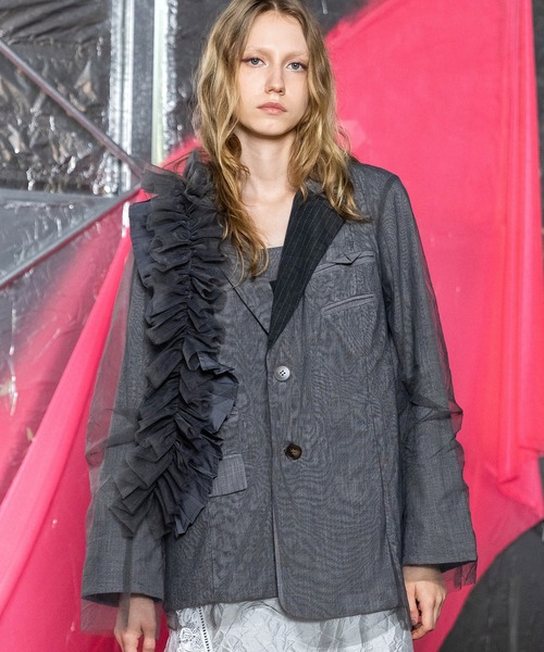 AULA AILA（アウラアイラ）の「【セットアップ着用可】リバーシブルシアージャケット（テーラードジャケット・レディース・グレー/グレイッシュベージュ/ブラック・0）」の4枚目の写真