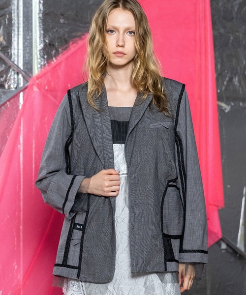 AULA AILA（アウラアイラ）の「【セットアップ着用可】リバーシブルシアージャケット（テーラードジャケット・レディース・グレー/グレイッシュベージュ/ブラック・0）」の9枚目の写真