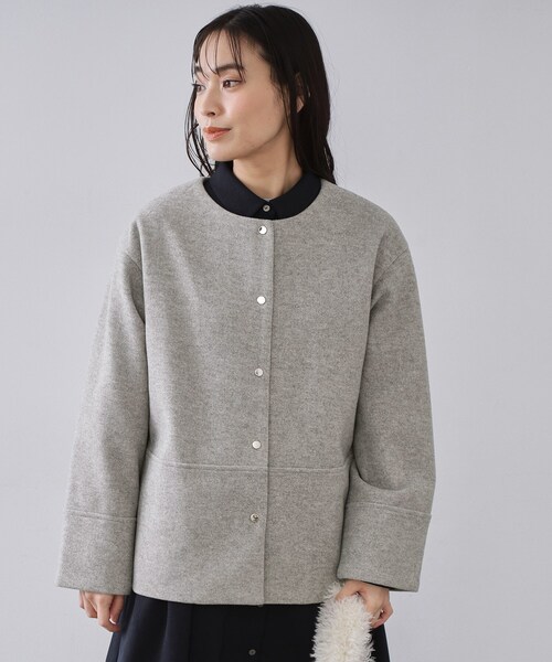 OPAQUE.CLIP（オペークドットクリップ）の「ウールライクメルトン ノーカラーコート【洗濯機OK】（ノーカラーコート・レディース・グレー/ブラック/ライトベージュ/ブラウン系その他5・36/38/40/42）」の2枚目の写真