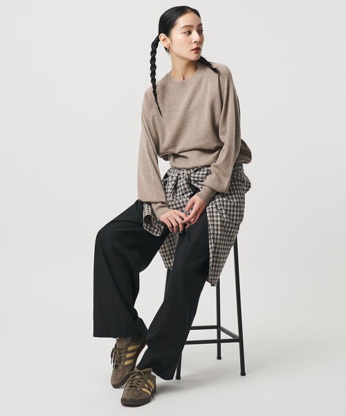 adidas Originals(アディダスオリジナルス)の「<adidas Originals>GAZELLE INDOOR/スニーカー(スニーカー・レディース・モカ・25cm/23.5cm/23cm/24.5cm/22.5cm/24cm)」の3枚目の写真