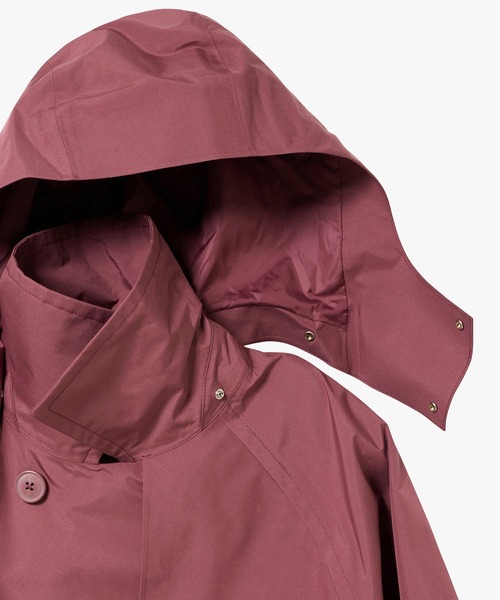AIGLE(エーグル)の「GORE TEX ゴアテックス 防風 防水 透湿 2レイヤー ショートトレンチコート / フード脱着可(トレンチコート・レディース・バーガンディー/グレー/ブラック/アイボリー・38/36/40)」の19枚目の写真