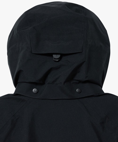 AIGLE(エーグル)の「GORE TEX ゴアテックス 防風 防水 透湿 2レイヤー ショートトレンチコート / フード脱着可(トレンチコート・レディース・バーガンディー/グレー/ブラック/アイボリー・38/36/40)」の11枚目の写真