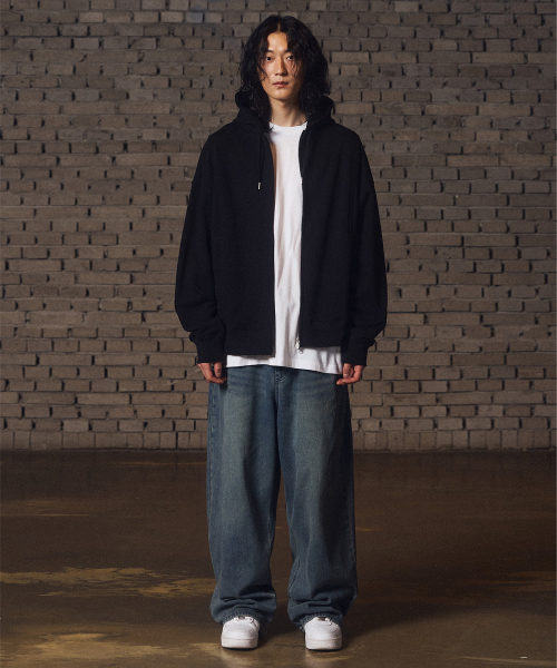 F.ILLUMINATE(フィルミネイト)の「ラウンドインシジョンフードジップアップ-ライトグレー(パーカー・レディース・その他・SMALL/MEDIUM/LARGE)」の6枚目の写真