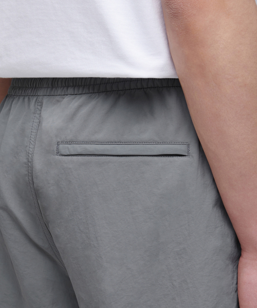 MUSINSA STANDARD（ムシンサスタンダード）の「ナイロンバンディングショーツ_7.5インチ [ライトグレー]（その他パンツ・メンズ・その他・38/36/34/26/28/32/30）」の6枚目の写真