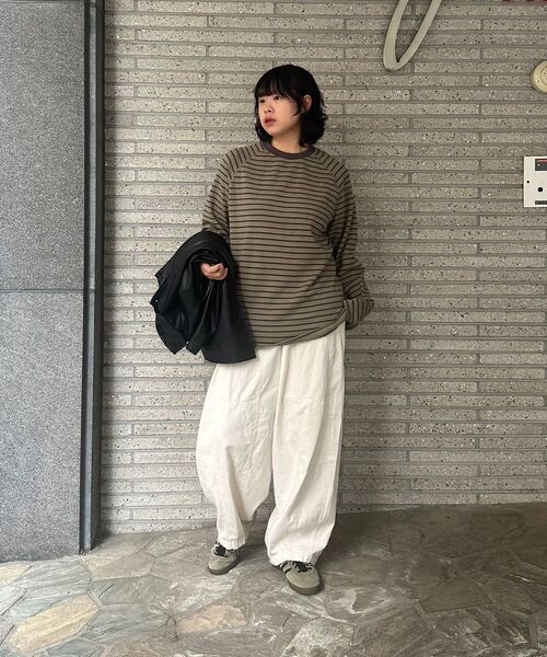 SUPERSUB(スーパーサブ)の「ストライプラグラン長袖Tシャツ - カーキ(Tシャツ/カットソー・レディース・その他・LARGE/MEDIUM)」の3枚目の写真
