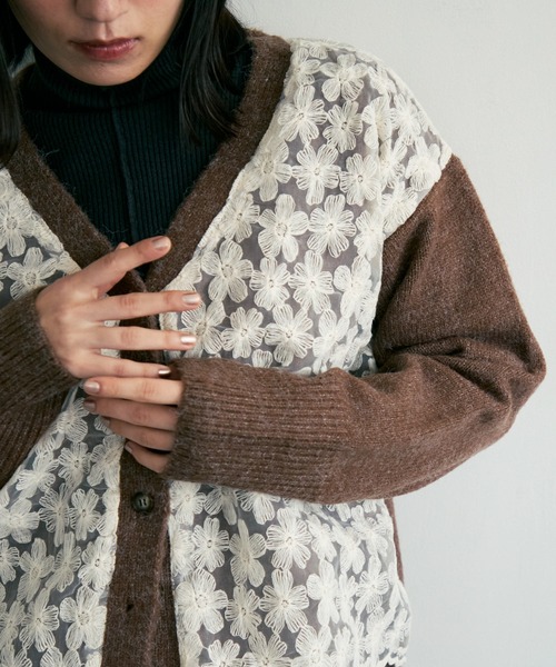 Crisp(クリスプ)の「フラワーレースニットカーディガン(カーディガン/ボレロ・レディース・ブラウン/グレー・FREE)」の22枚目の写真