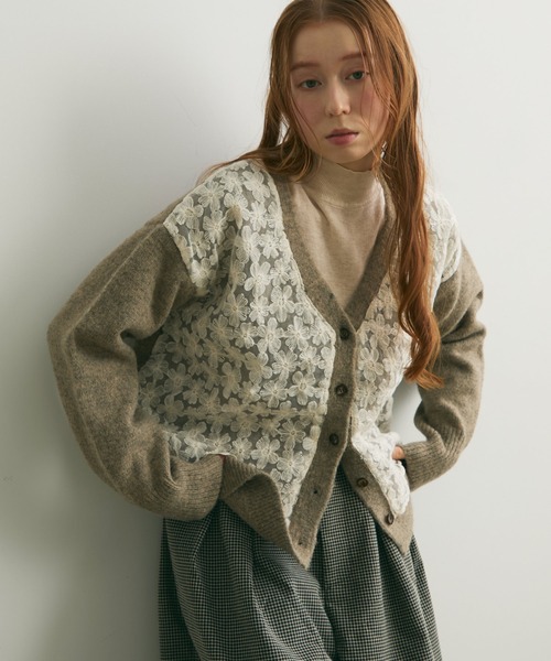 Crisp（クリスプ）の「フラワーレースニットカーディガン（カーディガン/ボレロ・レディース・グレー/ブラウン・FREE）」の8枚目の写真