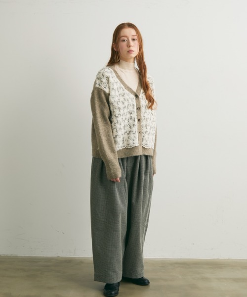 Crisp（クリスプ）の「フラワーレースニットカーディガン（カーディガン/ボレロ・レディース・グレー/ブラウン・FREE）」の3枚目の写真