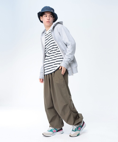 Goodwear(グッドウェア)の「Goodwear (グッドウェア) USAコットン レギュラーシルエット フルジップ パーカー メンズ レディース オールシーズン(パーカー・メンズ・グレー/ダークグレー/ブラック・M/L/LL)」の5枚目の写真