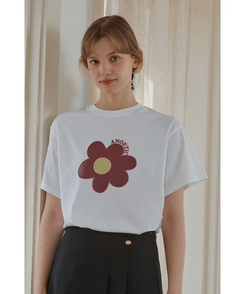 ANOETIC(アノエティック)の「ANC FLOWER PIECE T-SHIRT_WHITE(Tシャツ/カットソー・レディース・ホワイト・FREE)」の1枚目の写真