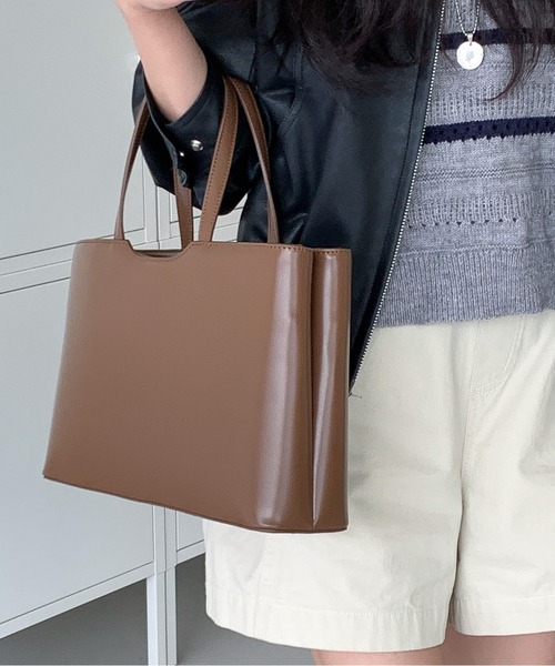 FINEnough(ファインナフ)の「光沢ハンドバッグ(ショルダーバッグ・レディース・ホワイト/ブラウン/キャメル/ブラック・FREE)」の13枚目の写真