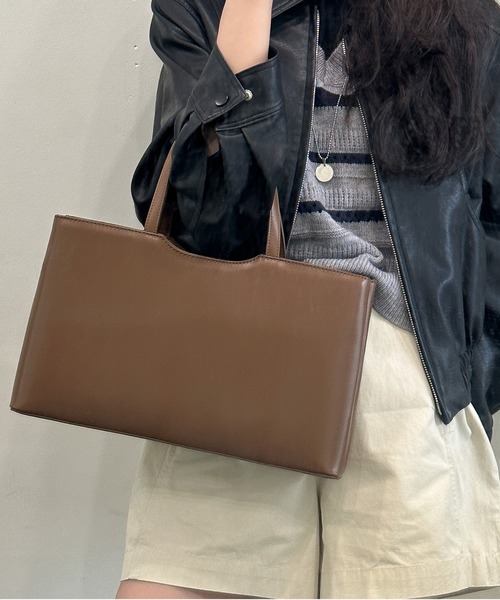 FINEnough(ファインナフ)の「光沢ハンドバッグ(ショルダーバッグ・レディース・ホワイト/ブラウン/キャメル/ブラック・FREE)」の19枚目の写真