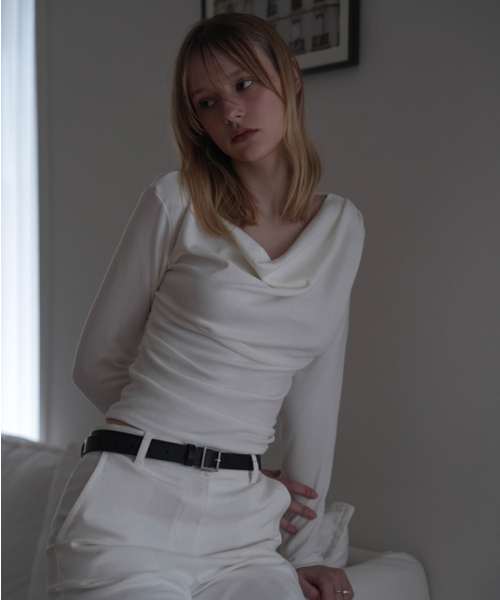DEHEVE（デヘヴェ）の「Drape Neck Long Sleeve [Ivory]（Tシャツ/カットソー・レディース・アイボリー・FREE）」の8枚目の写真