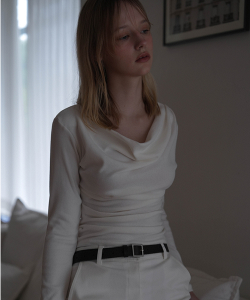DEHEVE（デヘヴェ）の「Drape Neck Long Sleeve [Ivory]（Tシャツ/カットソー・レディース・アイボリー・FREE）」の9枚目の写真