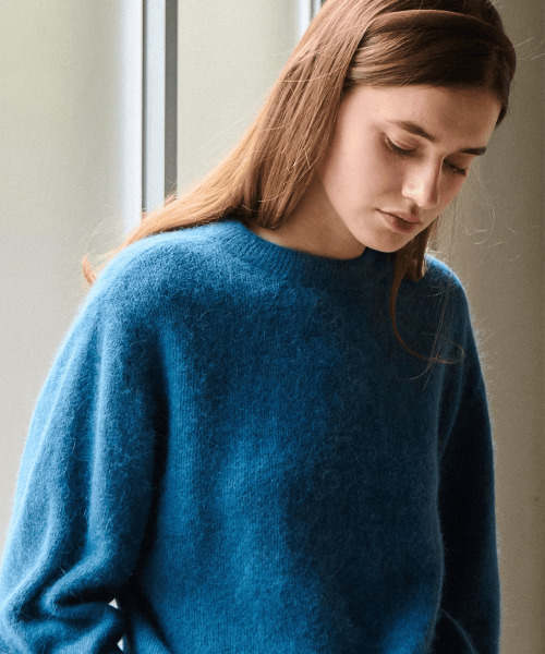 SLOWLOLLI（スローローリ）の「Cloud angora knit_3 Colors（ニット/セーター・レディース・レッド/ブルー・FREE）」の6枚目の写真