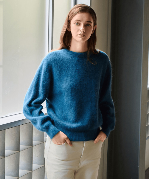 SLOWLOLLI（スローローリ）の「Cloud angora knit_3 Colors（ニット/セーター・レディース・レッド/ブルー・FREE）」の8枚目の写真