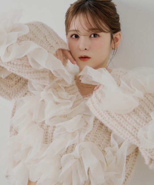 Chico（チコ）の「【SALON by Chico】ランダムチュールドッキングニット（ニット/セーター・レディース・ピンク/ブラック/アイボリー/グレー・FREE）」の4枚目の写真