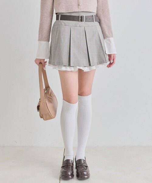 OLIVE des OLIVE（オリーブデオリーブ）の「裾フリルプリーツスカート（スカート・レディース・オフホワイト/ライトグレー/ネイビー・FREE）」の22枚目の写真