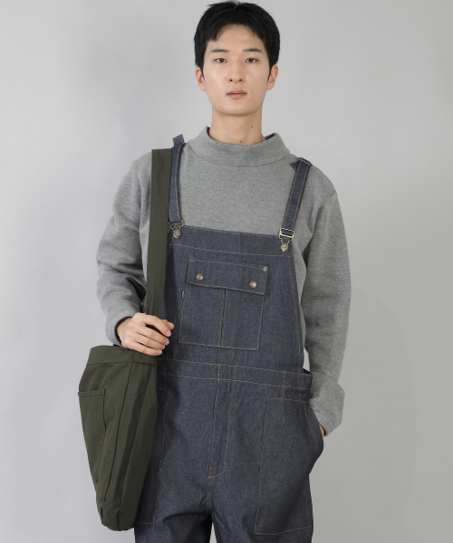 SAINTCREW(セントクルー)の「ラウンドボリュームペンタゴンポケットクロスバッグ RVP-150 カーキ(メッセンジャーバッグ・メンズ・その他・フリー)」の2枚目の写真
