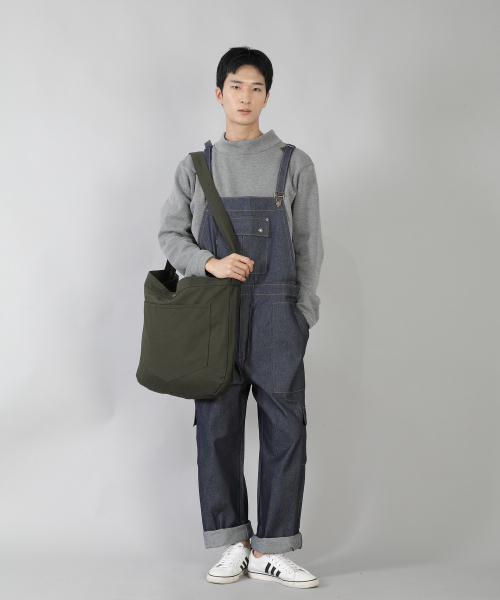 SAINTCREW(セントクルー)の「ラウンドボリュームペンタゴンポケットクロスバッグ RVP-150 カーキ(メッセンジャーバッグ・メンズ・その他・フリー)」の6枚目の写真