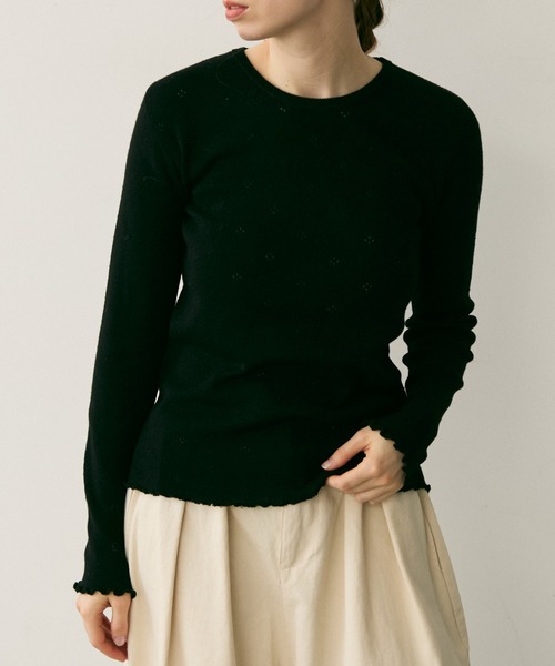 Crisp（クリスプ）の「透かし編みニットプルオーバー（Tシャツ/カットソー・レディース・ベージュ/ブラック/グレー・FREE）」の5枚目の写真