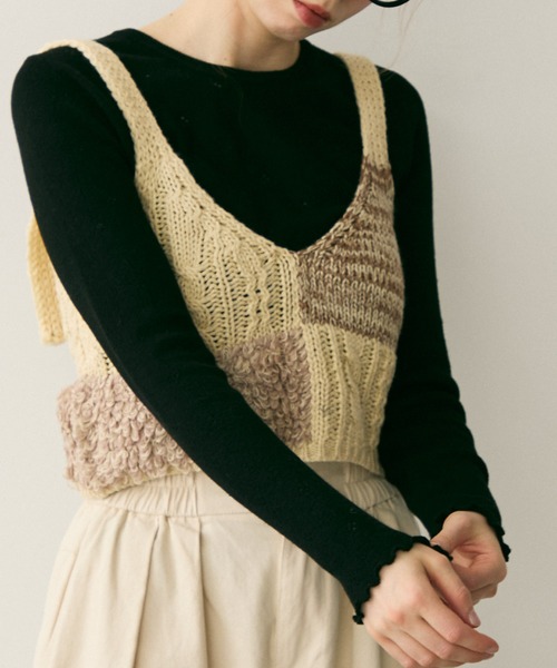 Crisp（クリスプ）の「透かし編みニットプルオーバー（Tシャツ/カットソー・レディース・ベージュ/ブラック/グレー・FREE）」の11枚目の写真