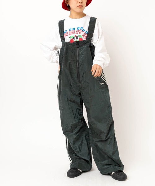 RNA（アールエヌエー）の「O0752 ナイロントラックオーバーオール（サロペット/オーバーオール・レディース・グレー/グリーン/パープル・MEDIUM）」の9枚目の写真