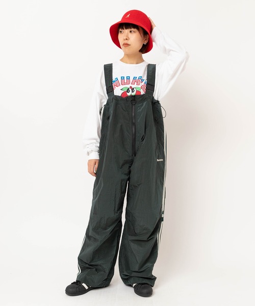 RNA（アールエヌエー）の「O0752 ナイロントラックオーバーオール（サロペット/オーバーオール・レディース・グレー/グリーン/パープル・MEDIUM）」の8枚目の写真