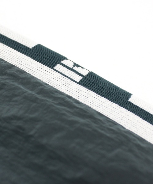 RNA（アールエヌエー）の「O0752 ナイロントラックオーバーオール（サロペット/オーバーオール・レディース・グレー/グリーン/パープル・MEDIUM）」の15枚目の写真