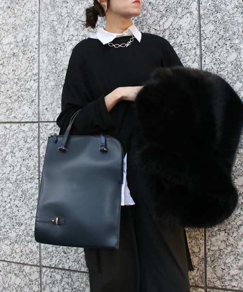 Scrap Book（スクラップブック）の「【atneK】glass tate tote / ガラスタテトート（中綿ショルダーベルト セット）（トートバッグ・レディース・ネイビー・FREE）」の4枚目の写真