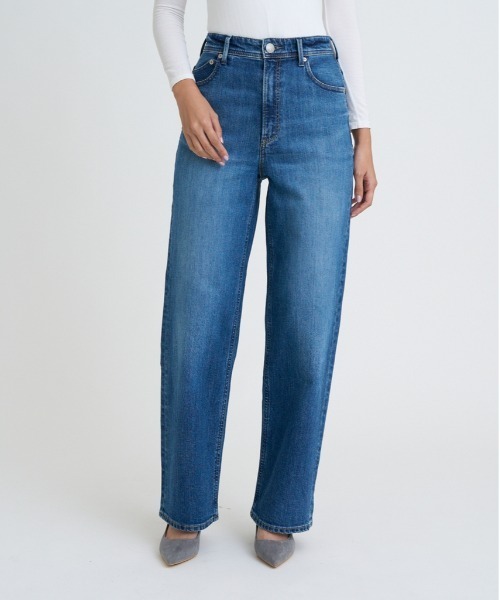 YANUK(ヤヌーク)の「ストレート"LILITH"(デニムパンツ・レディース・ブルー・21inch/22inch/23inch/25inch/26inch/27inch)」の1枚目の写真