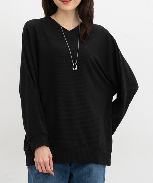 Honeys(ハニーズ)の「アクセ付ドルマントップス(Tシャツ/カットソー・レディース・グリーン/ブルー/ブラック/アイボリー/ベージュ・LL/L/M)」の22枚目の写真