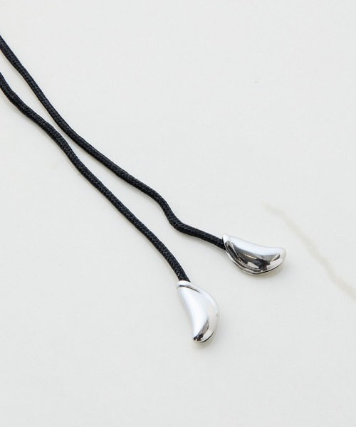 PAPILLONNER(パピヨネ)の「PAPILLONNER/コード2WAYネックレス(ネックレス・レディース・シルバー/ゴールド・FREE)」の4枚目の写真
