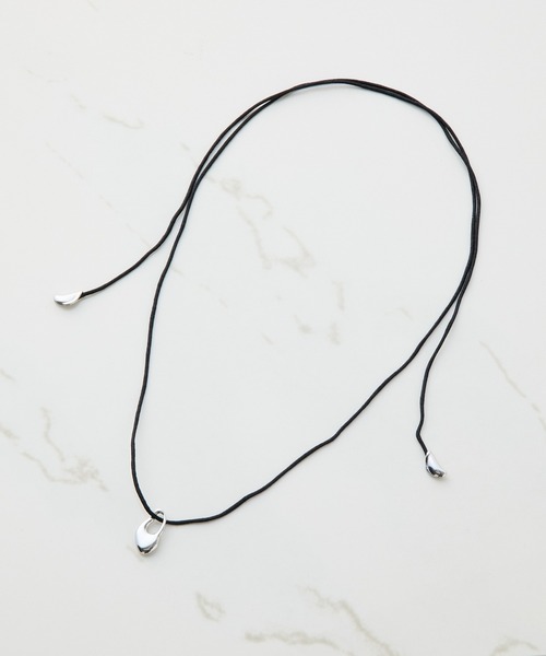 PAPILLONNER(パピヨネ)の「PAPILLONNER/コード2WAYネックレス(ネックレス・レディース・シルバー/ゴールド・FREE)」の6枚目の写真